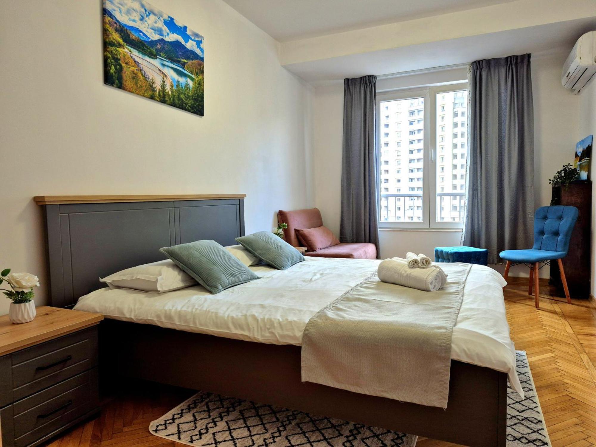 Traditional Romanian Apartments Bucharest Exterior photo
