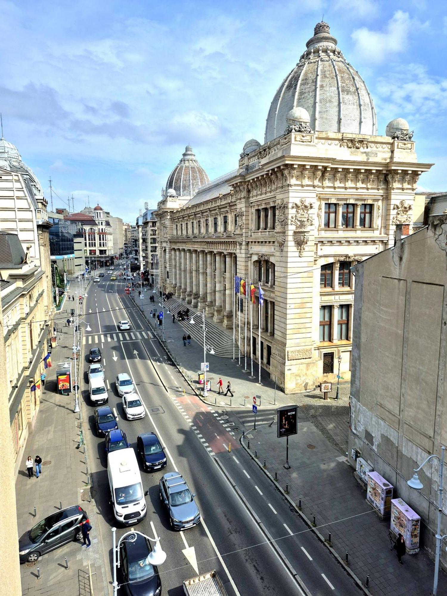 Traditional Romanian Apartments Bucharest Exterior photo